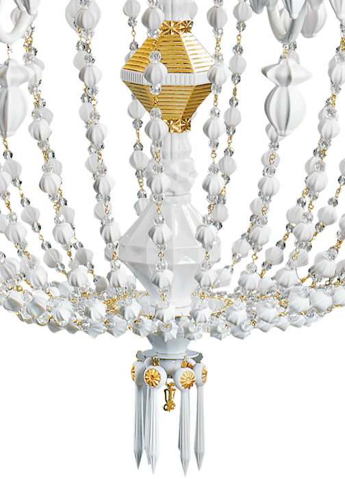 Lladro Winter Palace 30 Lights Chandelier. Golden Luster (CE/UK)