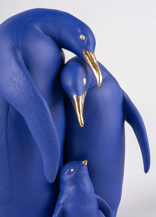 Lladro Penguin family Sculpture. Limited Edition. Blue and Gold