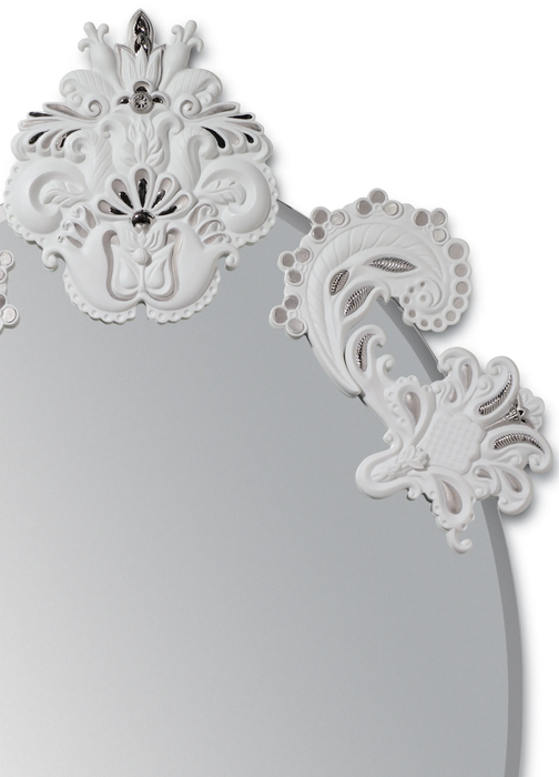 Lladro Oval Wall Mirror without Frame. Silver Lustre. Limited Edition