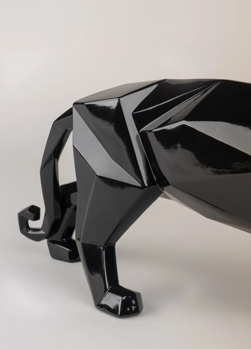 Lladro Panther Figurine. Glazed Black